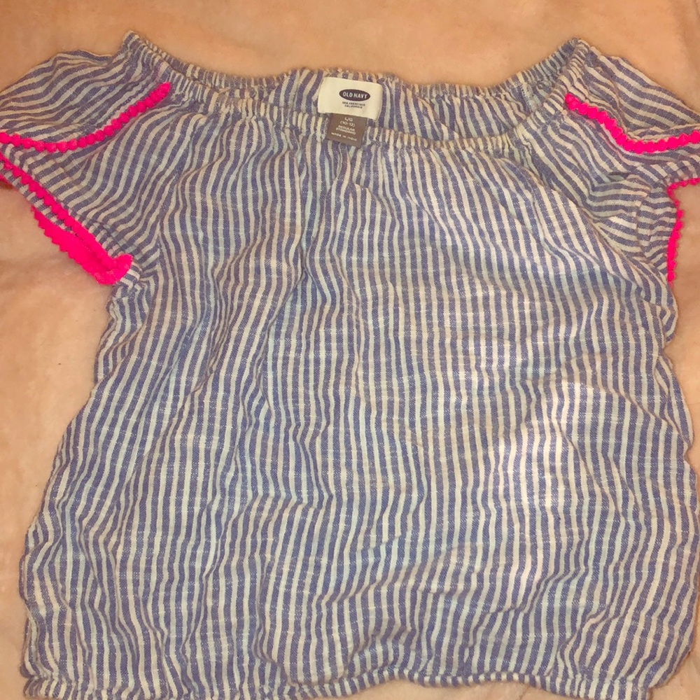 Adorable Girls Striped Shirt